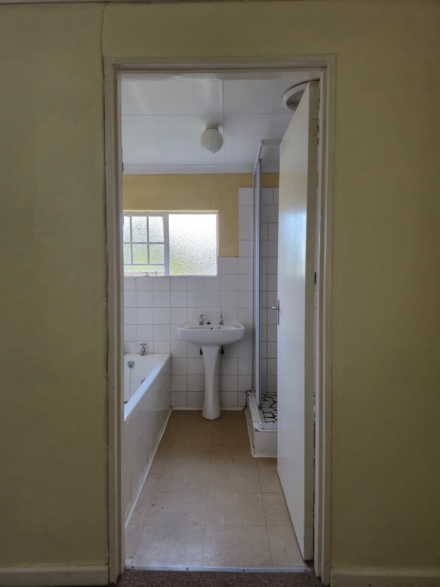 To Let 1 Bedroom Property for Rent in Top Town Eastern Cape